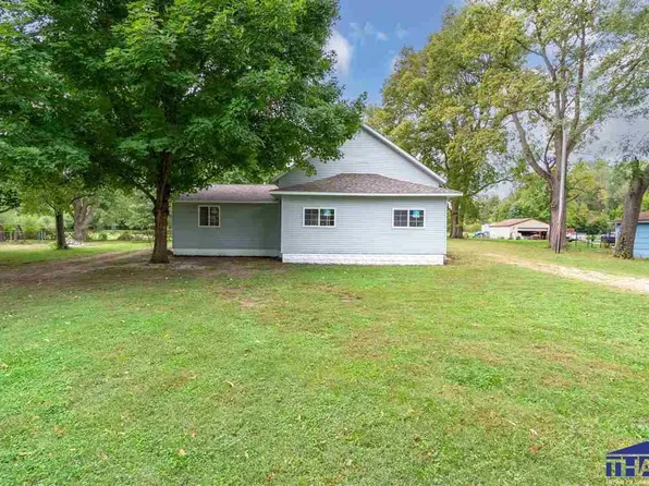 8062 N Clinton St, Terre Haute, IN 47805