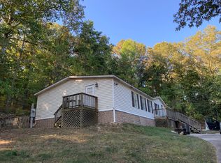 1139 Old Thatcher Rd, Soddy Daisy, TN 37379