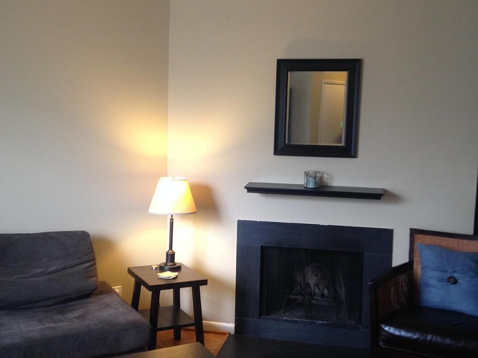 1st image of 2804 S Wakefield St #B