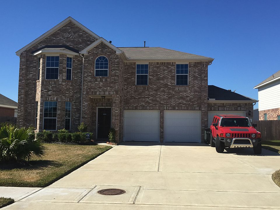 1st image of 124 Avery Springs