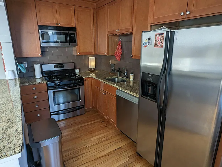 1107 N Elizabeth St #103 — Photo 5