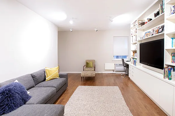 Sold by Keller Williams NYC | media 13
