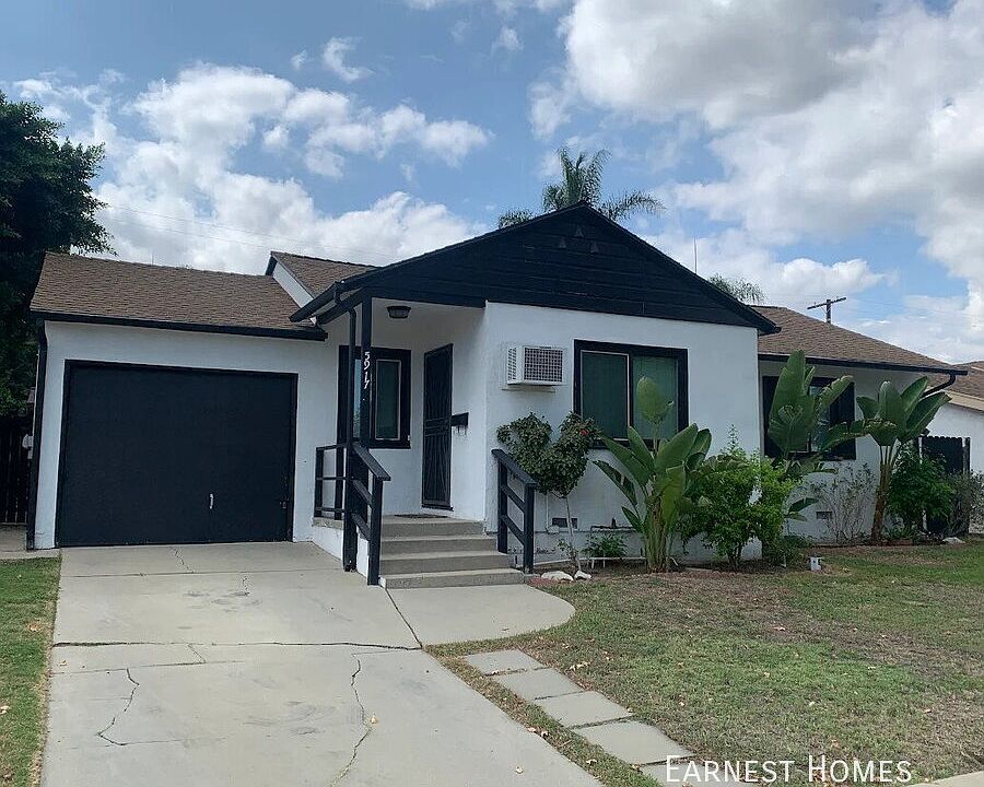1st image of 5917 White Oak Ave