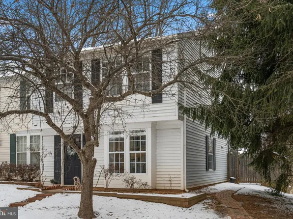 1 Teaneck Ct, Potomac, MD 20878