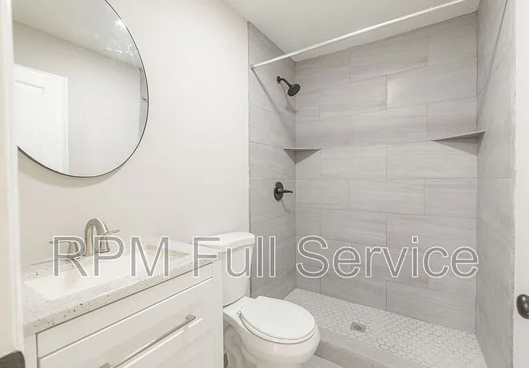1002 N Maple St #A — Photo 15
