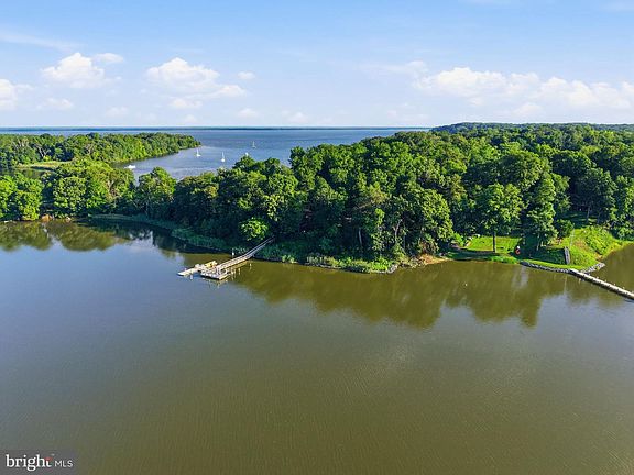 3rd image of 23911 Kinnards Point Dr