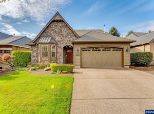 414 Troon Ave, Woodburn, OR