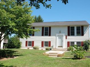 5521 Fox Tail Ln, Ellicott City, MD 21043