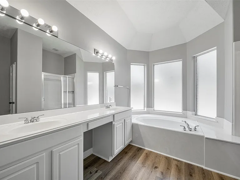 24910 Crystal Stone Ln — Photo 35