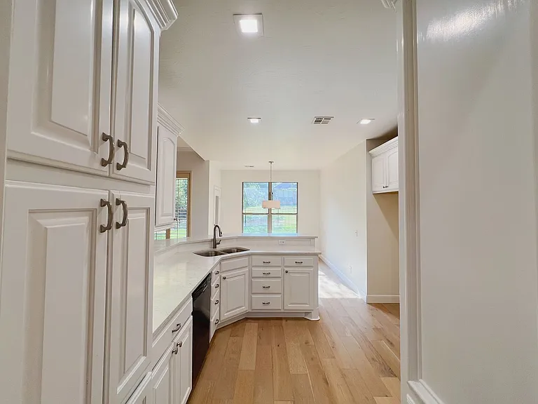 3124 Viewmont Ct — Photo 12