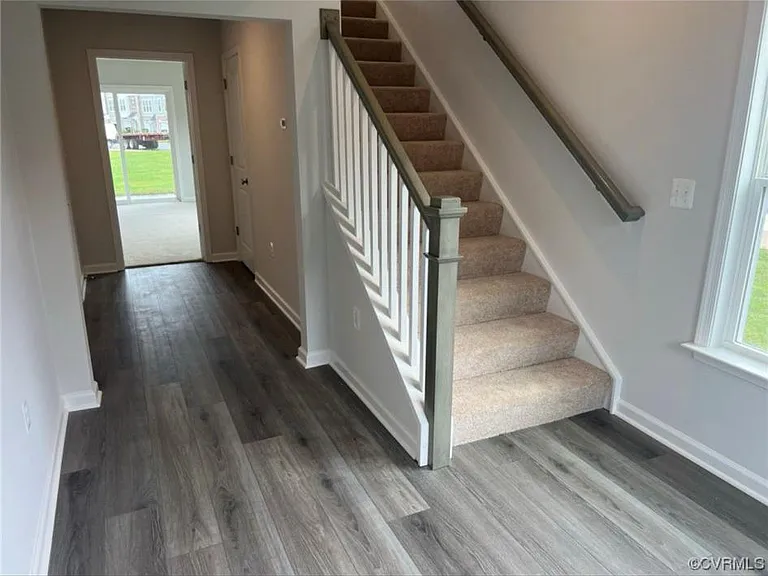 8837 Foxway Ridge Ln — Photo 25