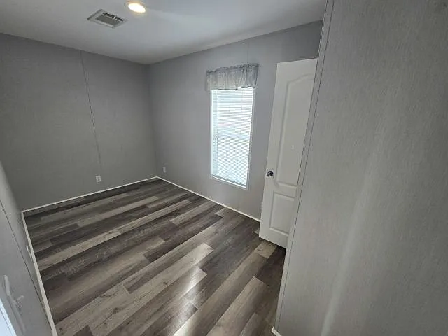 4000 24th St N #114 — Photo 4