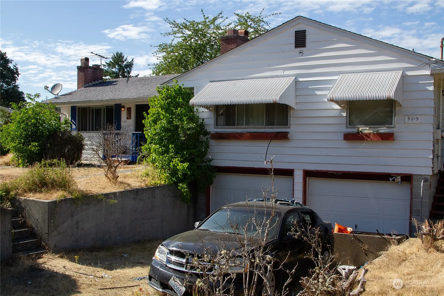 9219 Winona Street SW photo 1