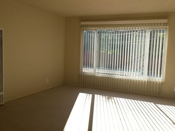 5th image of 1227 El Camino Real APT 1