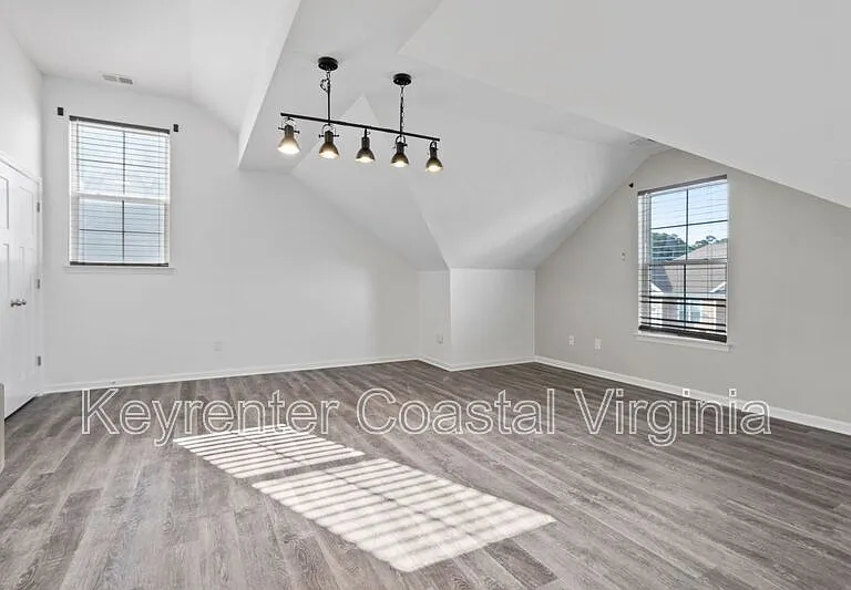 1038 Egret Ln — Photo 10