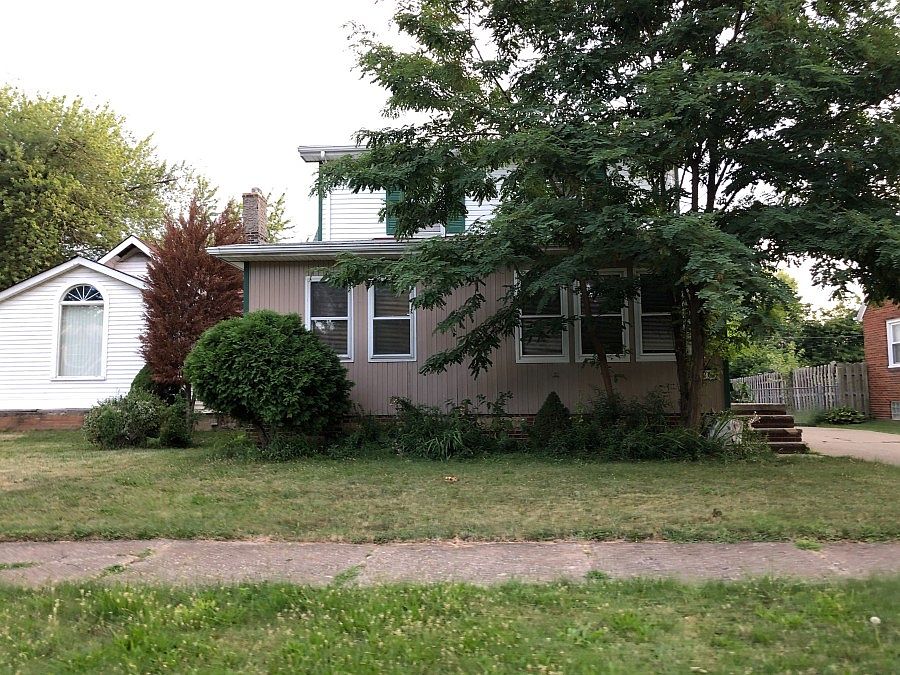 1st image of 19201 Meredith Ave