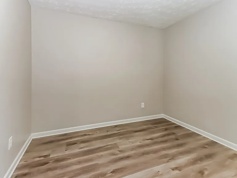 1456 Pebble Ridge Ln — Photo 13