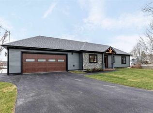 30 Montague Rd, Halifax, NS B2W4M4