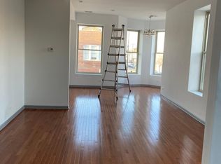 2301 W Cullerton St #2F, Chicago, IL 60608