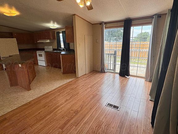 3rd image of 3702 W Sundown Ln