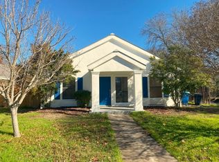 626 Lois St N, Kerrville, TX 78028