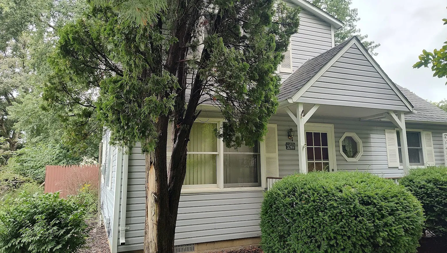 3 bed, 1894 sqft, $1,300 — Photo 2