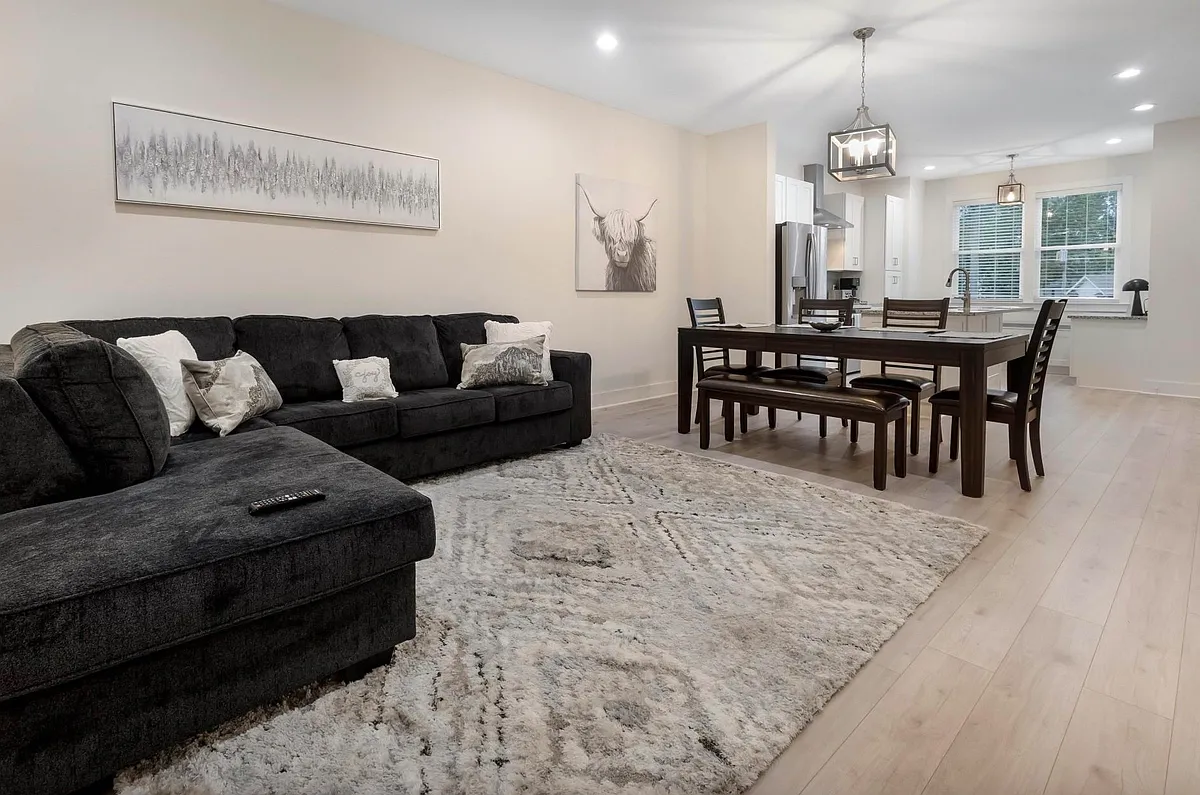 Building Photo - 1577 Metropolitan Blvd #4