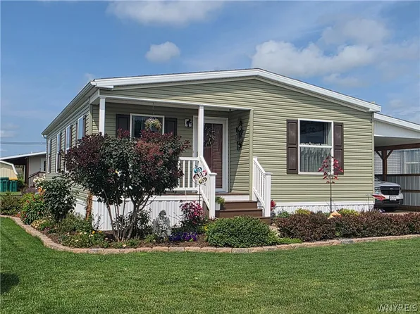439 Bristol Ln, Arcade, NY 14009