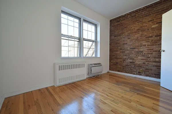 Rented by Cayenne Realty Group | media 13