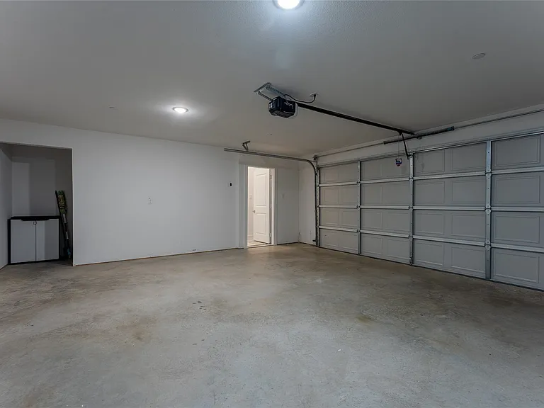 2025 Empire Central Dr #101 — Photo 22