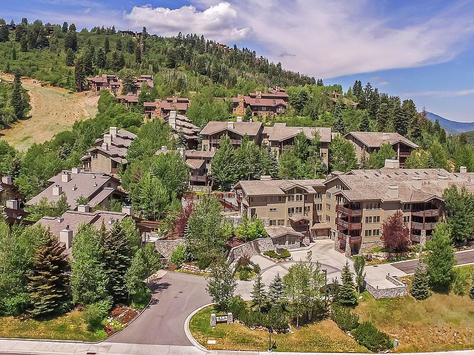 1st image of 2100 Deer Valley Dr #406