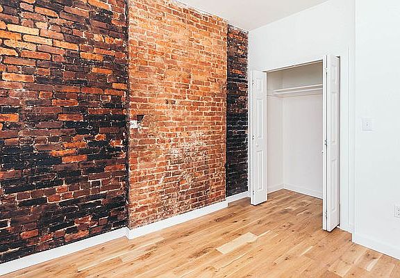 3rd image of 459 Chauncey St APT 3R