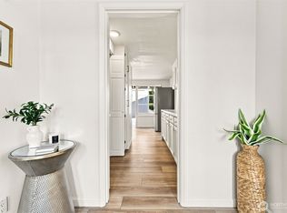 9810 Vineyard Crst, Bellevue, WA 98004