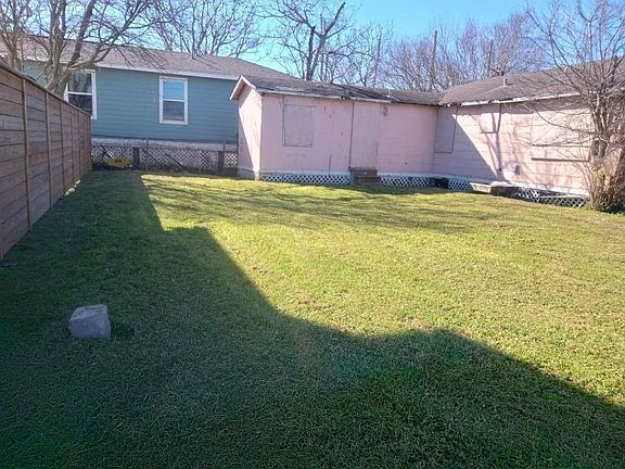 3rd image of 1315 52nd St