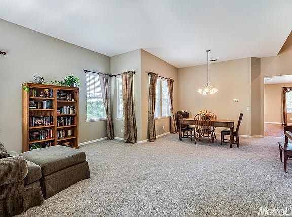 5th image of 1378 Bayberry Ct