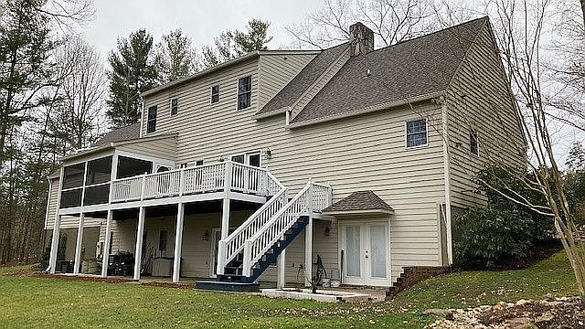 2nd image of 36 Franklin Farm Rd