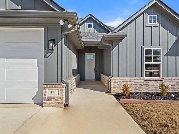 2nd image of 158 Kaul Ln