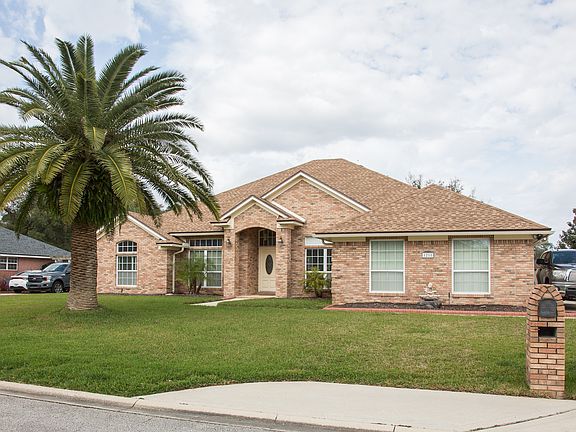 2nd image of 1218 Hideaway Dr N