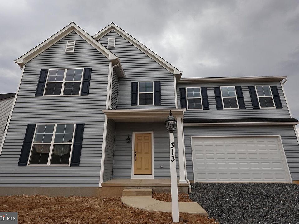 1st image of 320 Reserve Ln