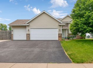 9939 Park Place Dr, Monticello, MN 55362