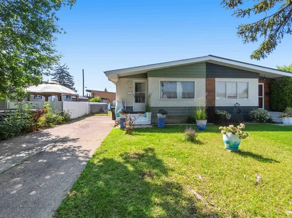 13408 67th St NW, Edmonton, AB T5C 0C7
