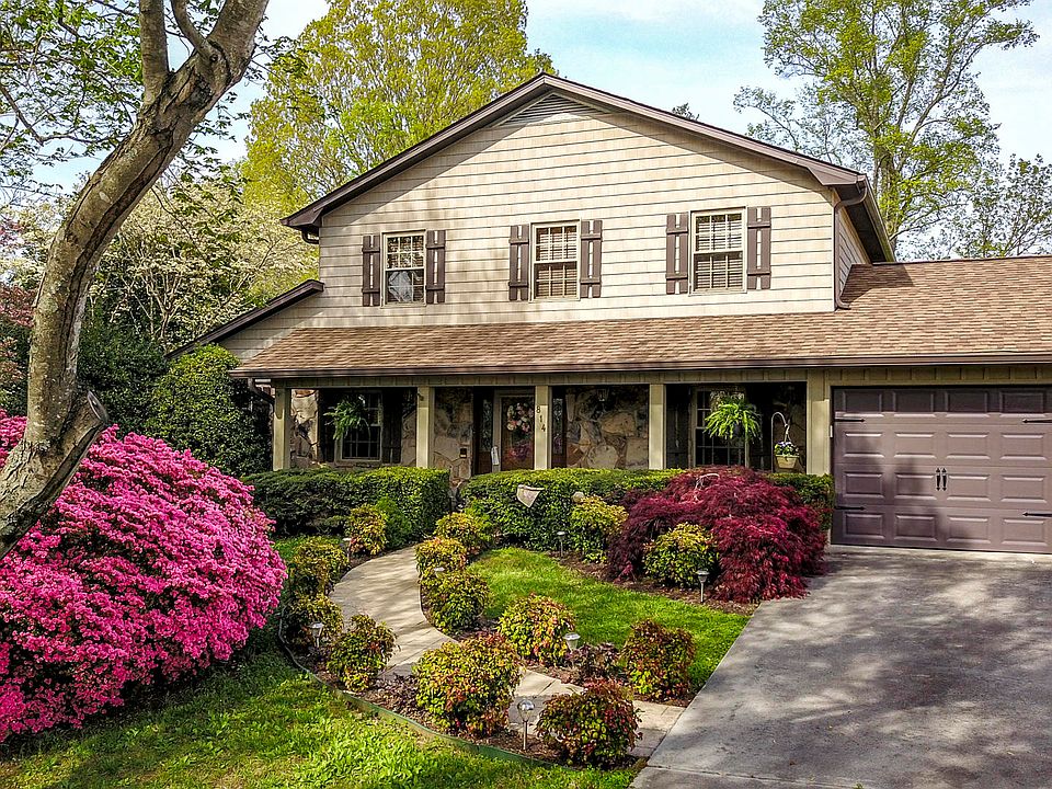 1st image of 814 Virginia Dr