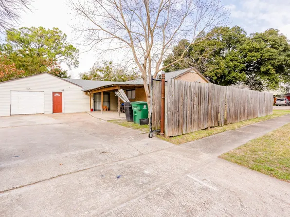 342 Casa Grande Dr #B, Houston, TX 77060