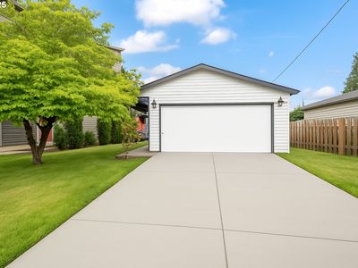 9259 SE Clay St, Portland, OR, 97216