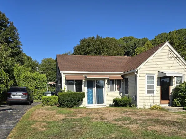 2 Pawcatuck Avenue, Stonington, CT 06379