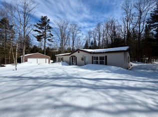 14200 Scenic Ct, Cheboygan, MI 49721