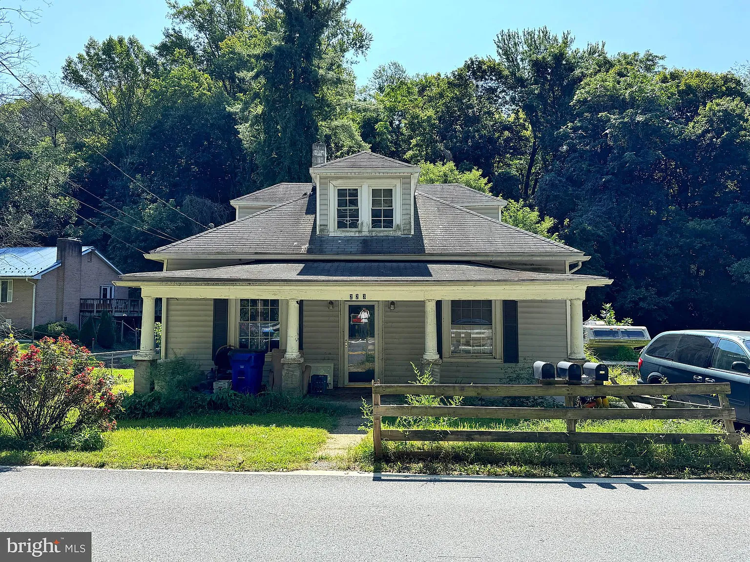 223 Jefferson Pike photo 1