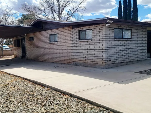 1002 E Mescal Dr, Pearce, AZ 85625