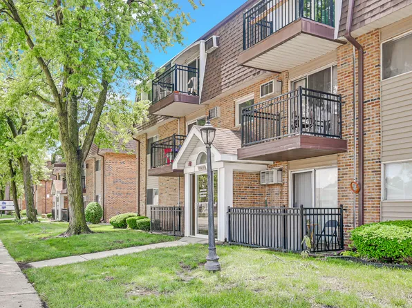 10430 Ridgeland Ave APT 6, Chicago Ridge, IL 60415