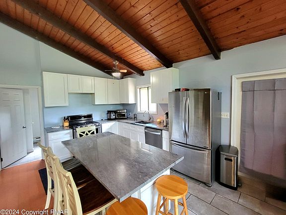 3rd image of 1708 Rolling Hills Dr